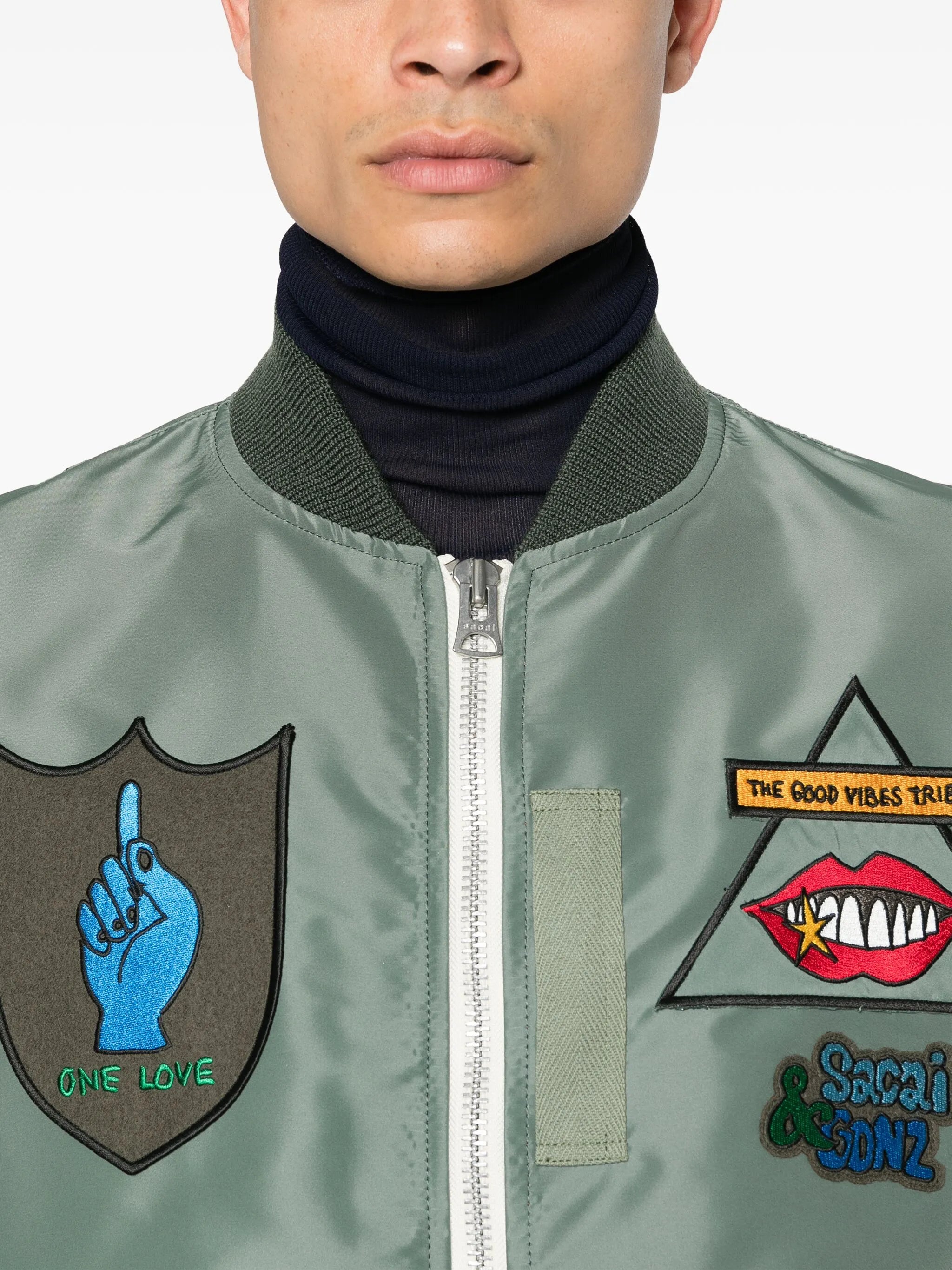 2596417