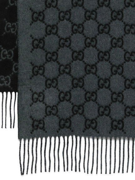 2742272