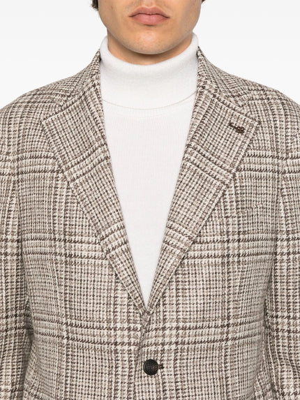 2621667