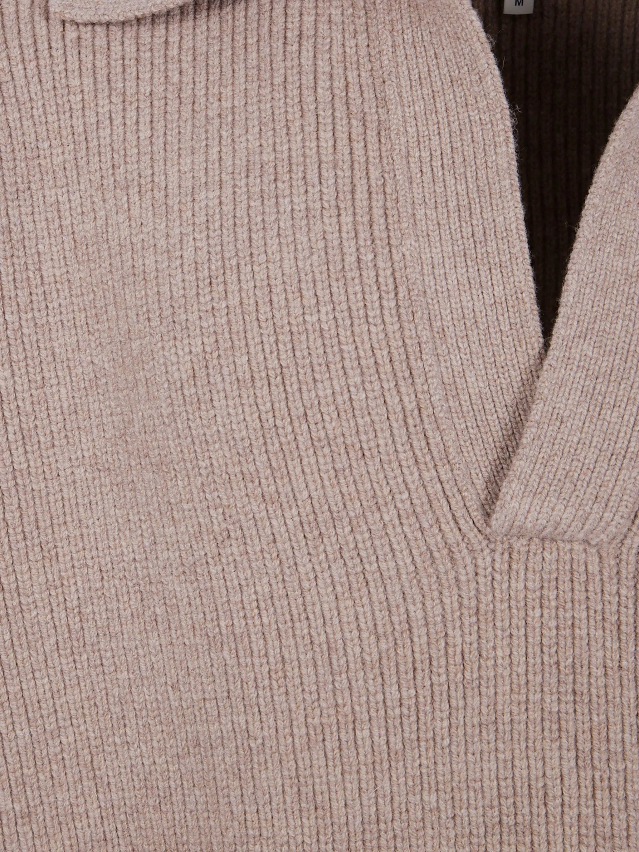 2743510