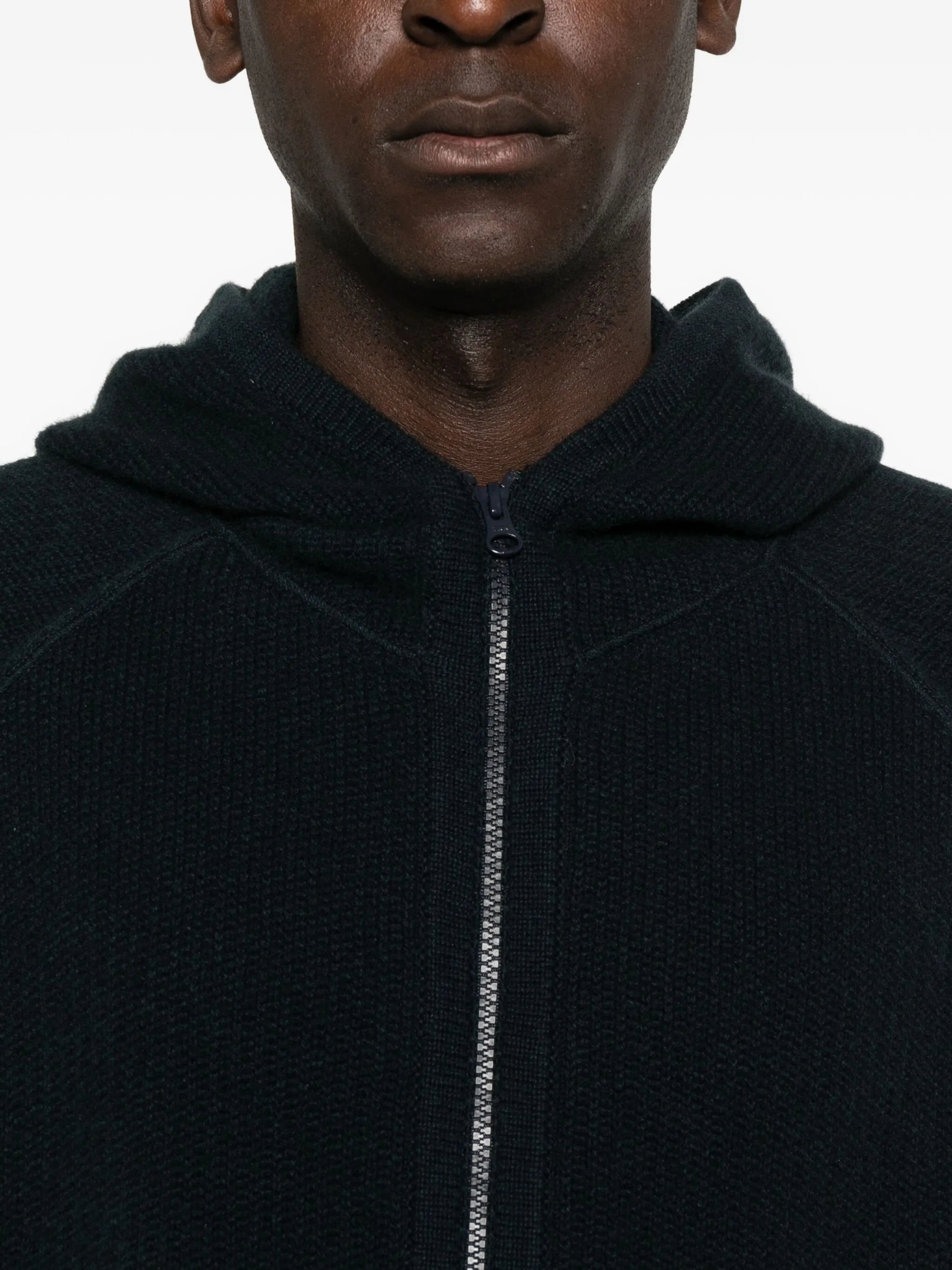 2702906