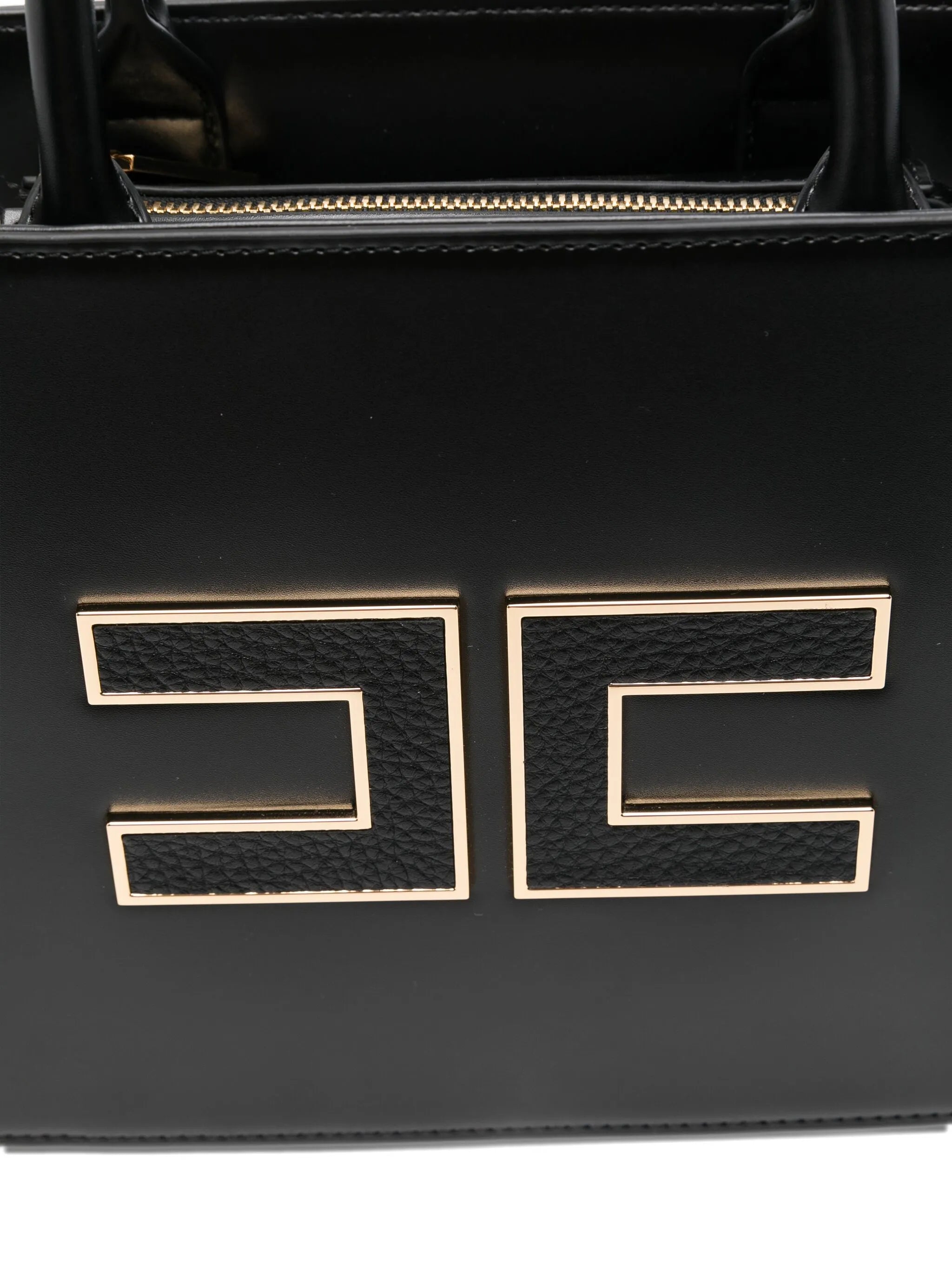 2673649