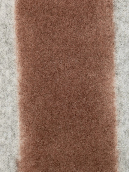 2701568