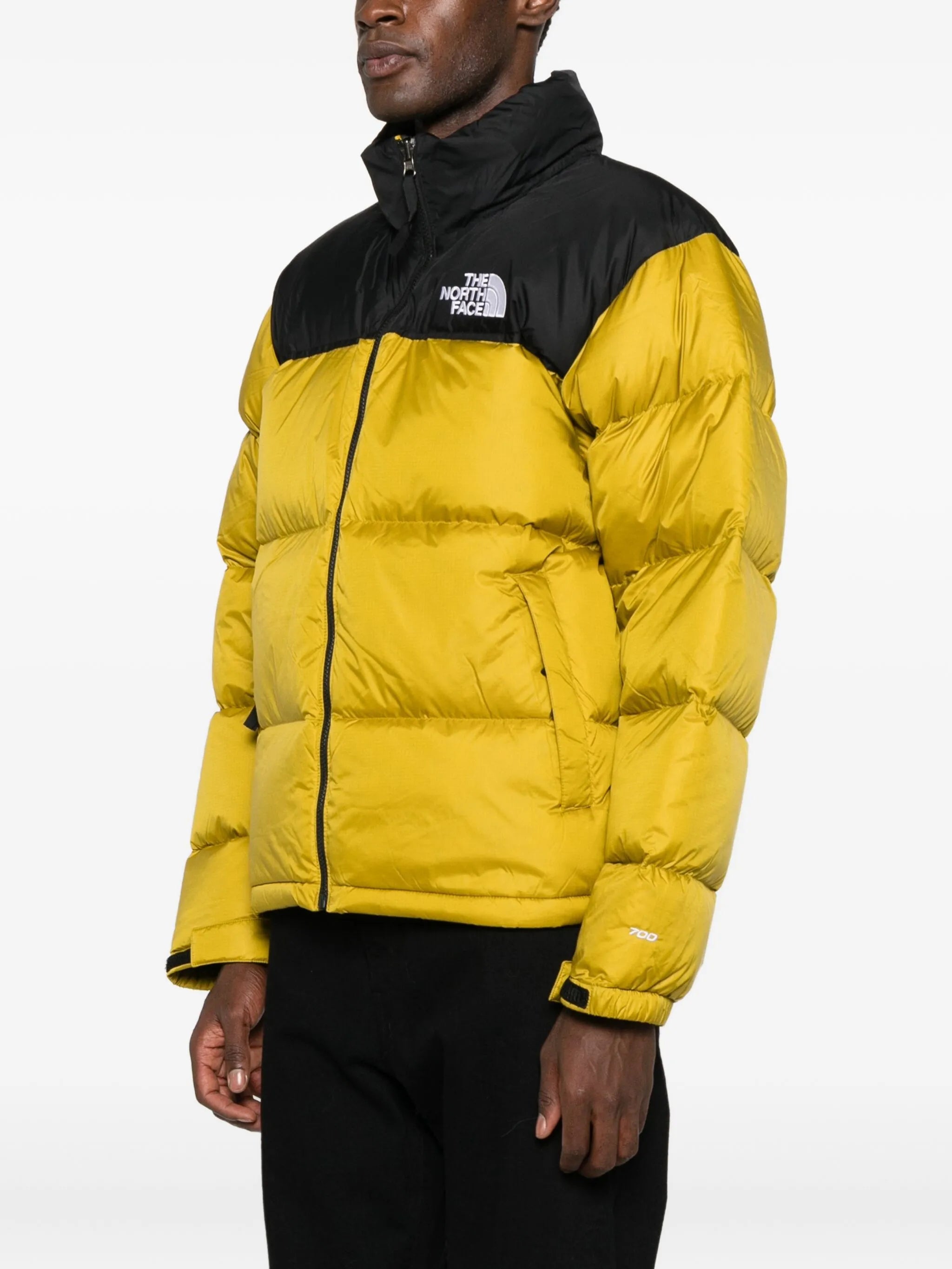 2750405