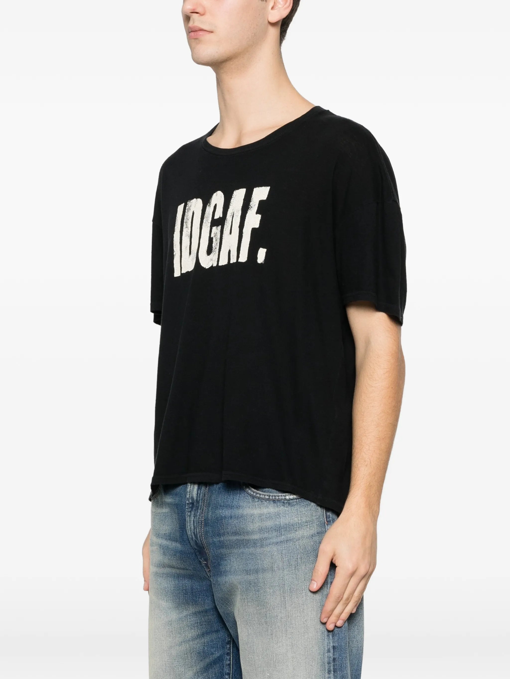 2817590