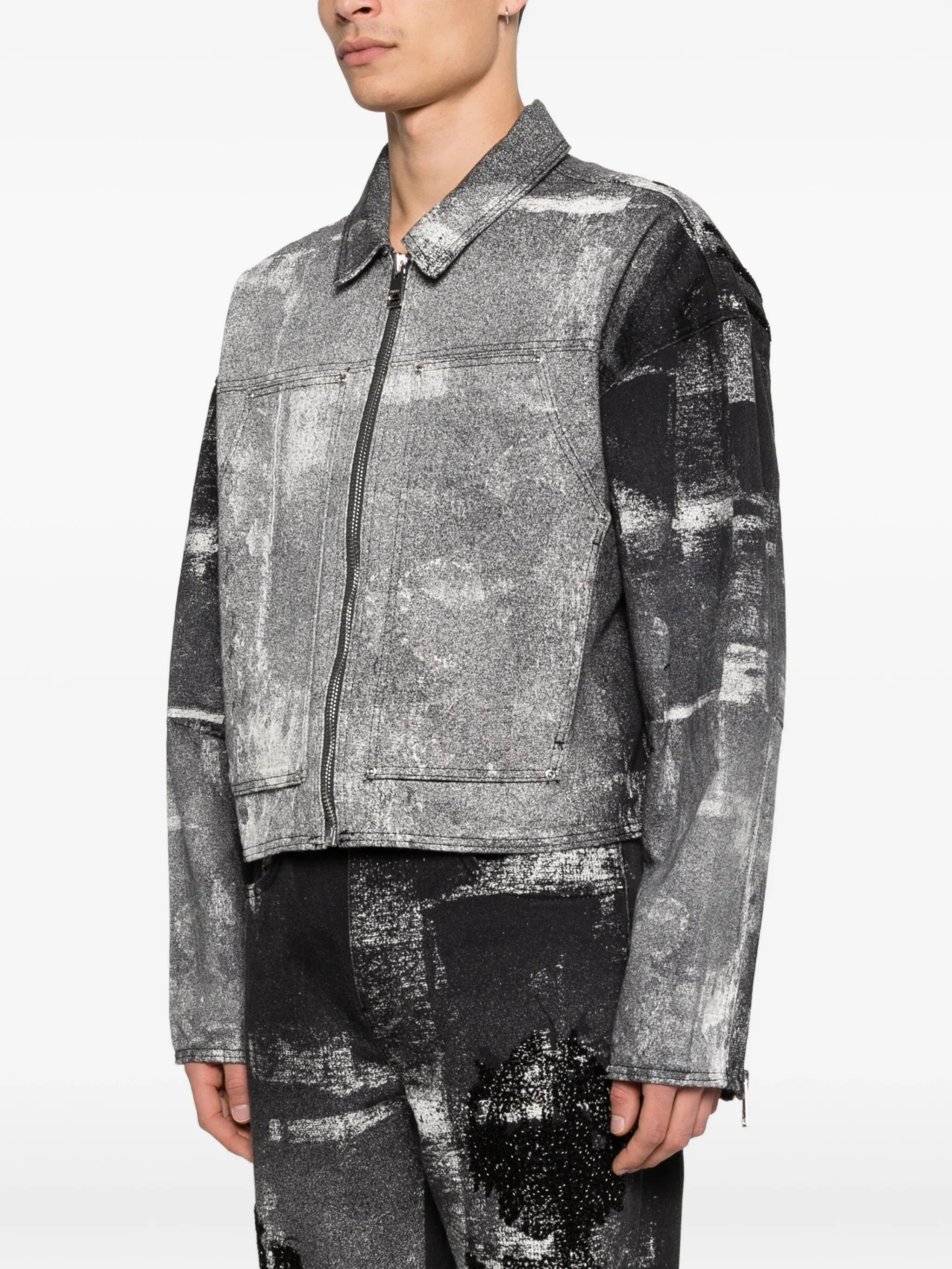2868275