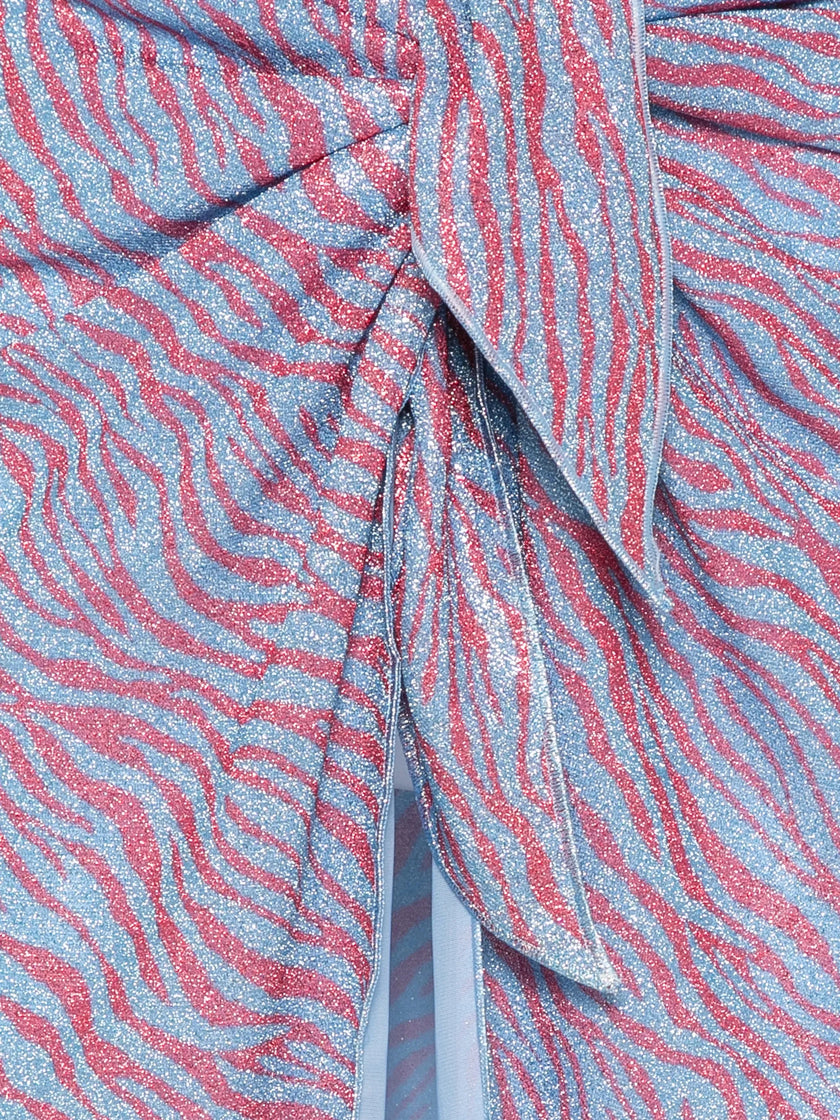 2976772