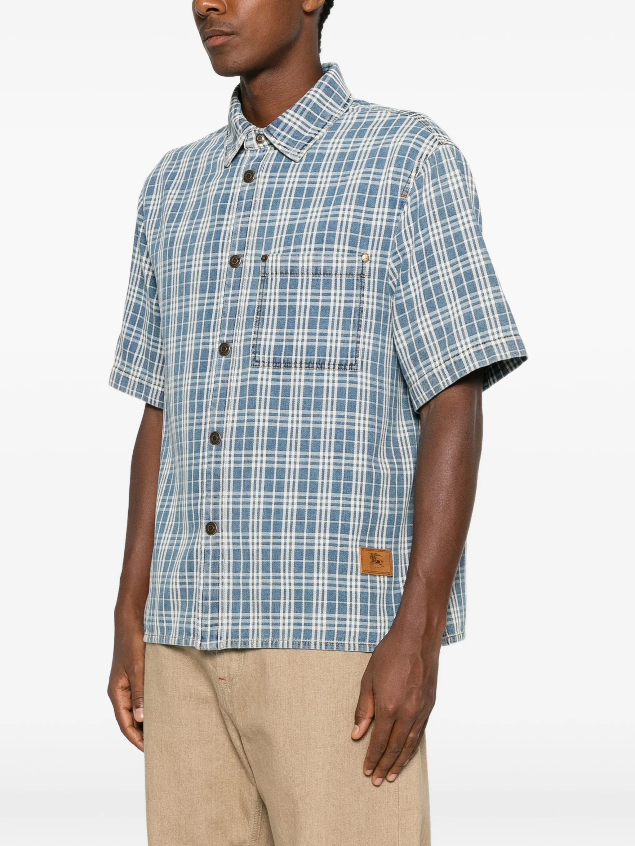 3010585