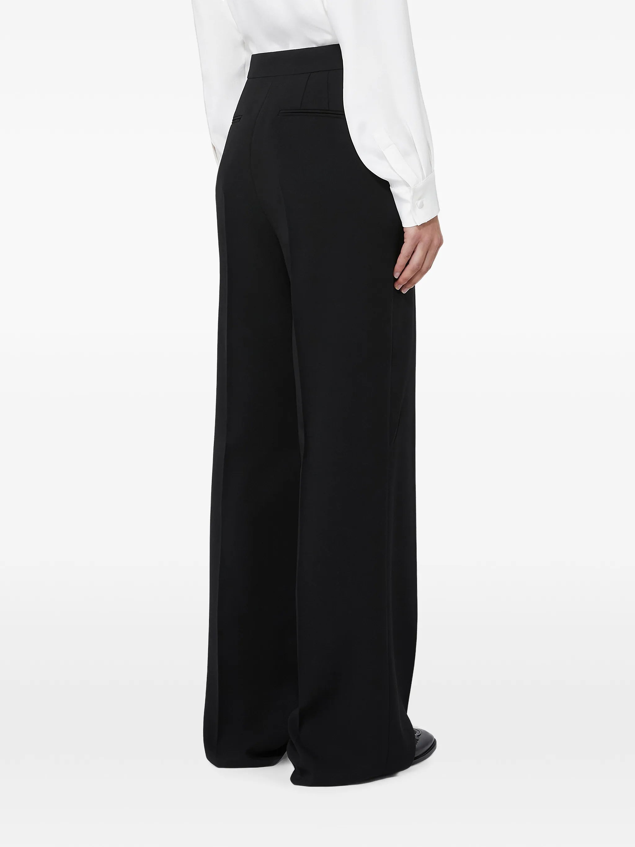 2987884