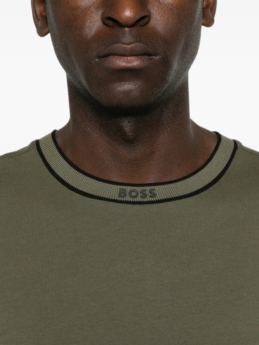 3026457
