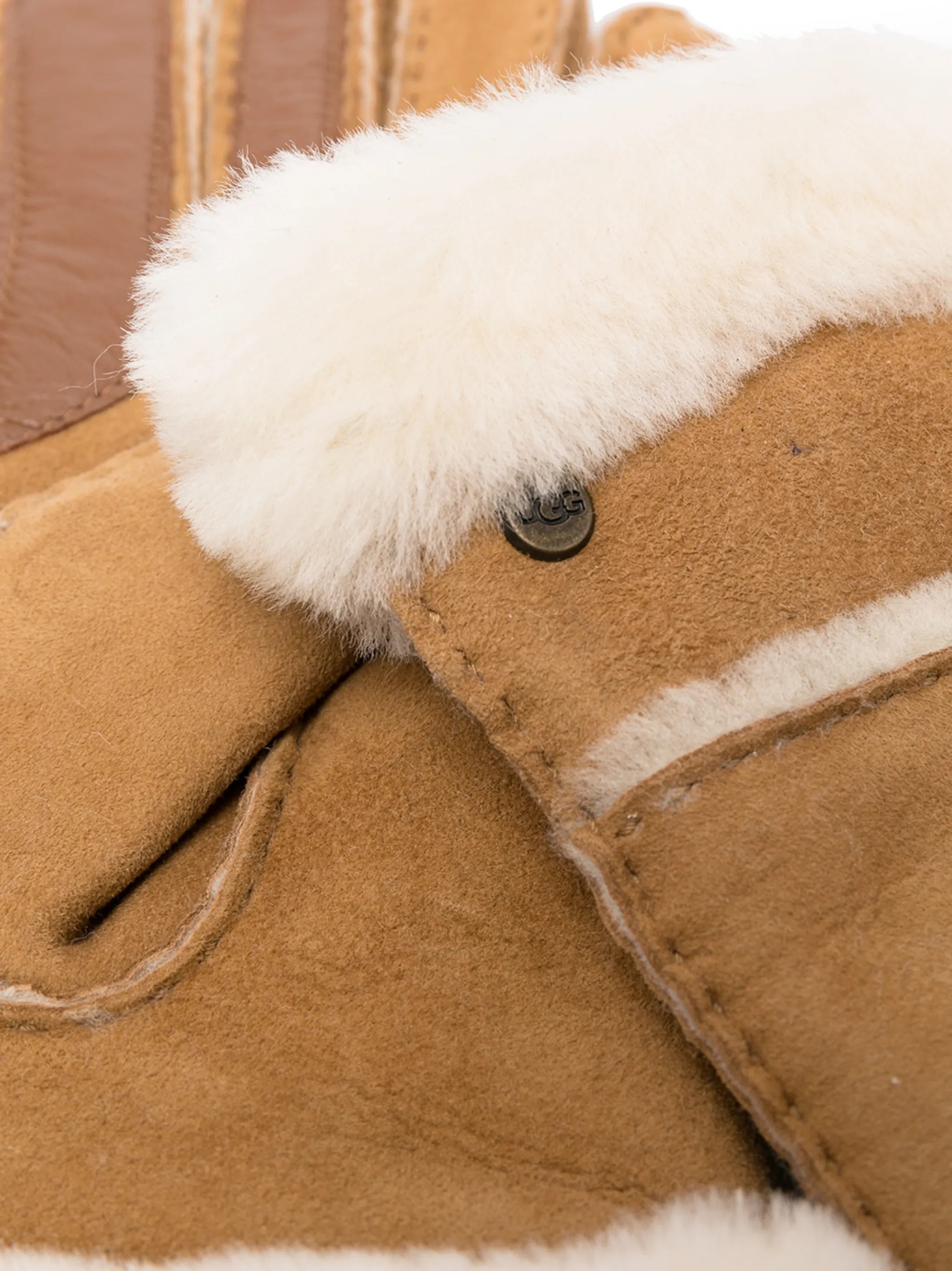 3079206 - Ugg | ERALDO
