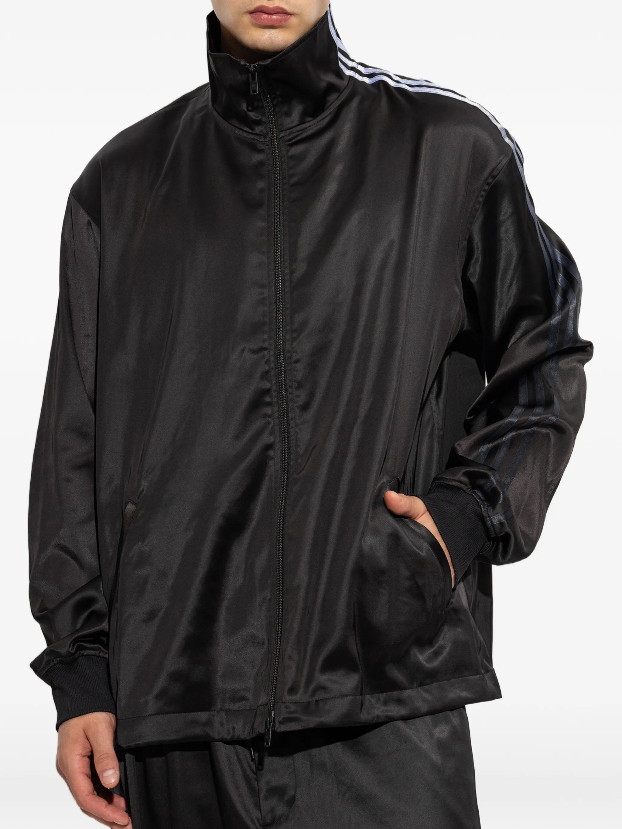 3003978