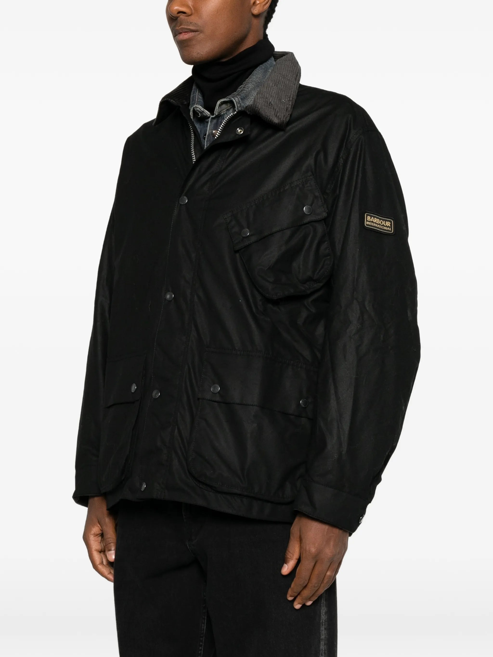 3024095