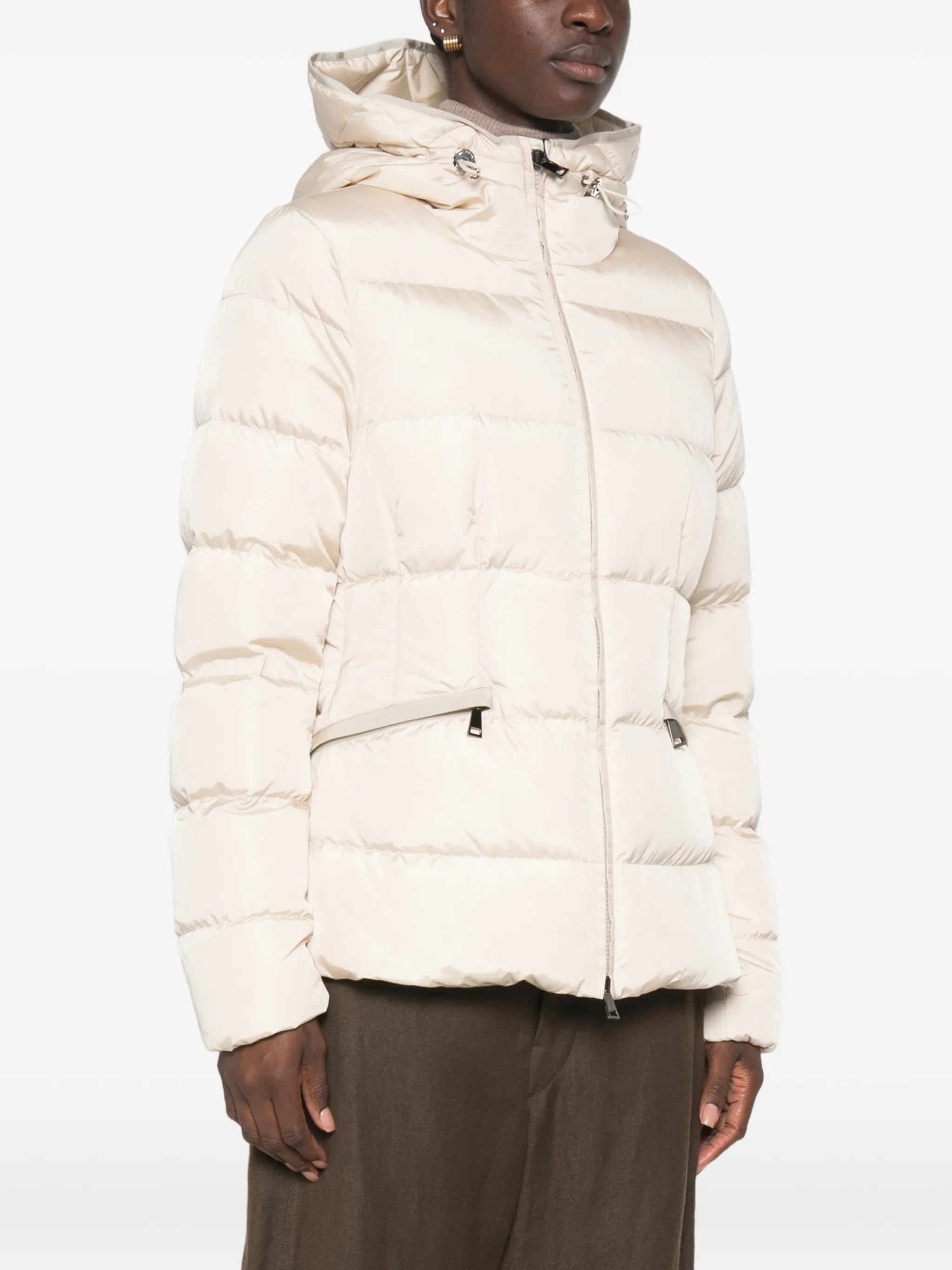 3028021