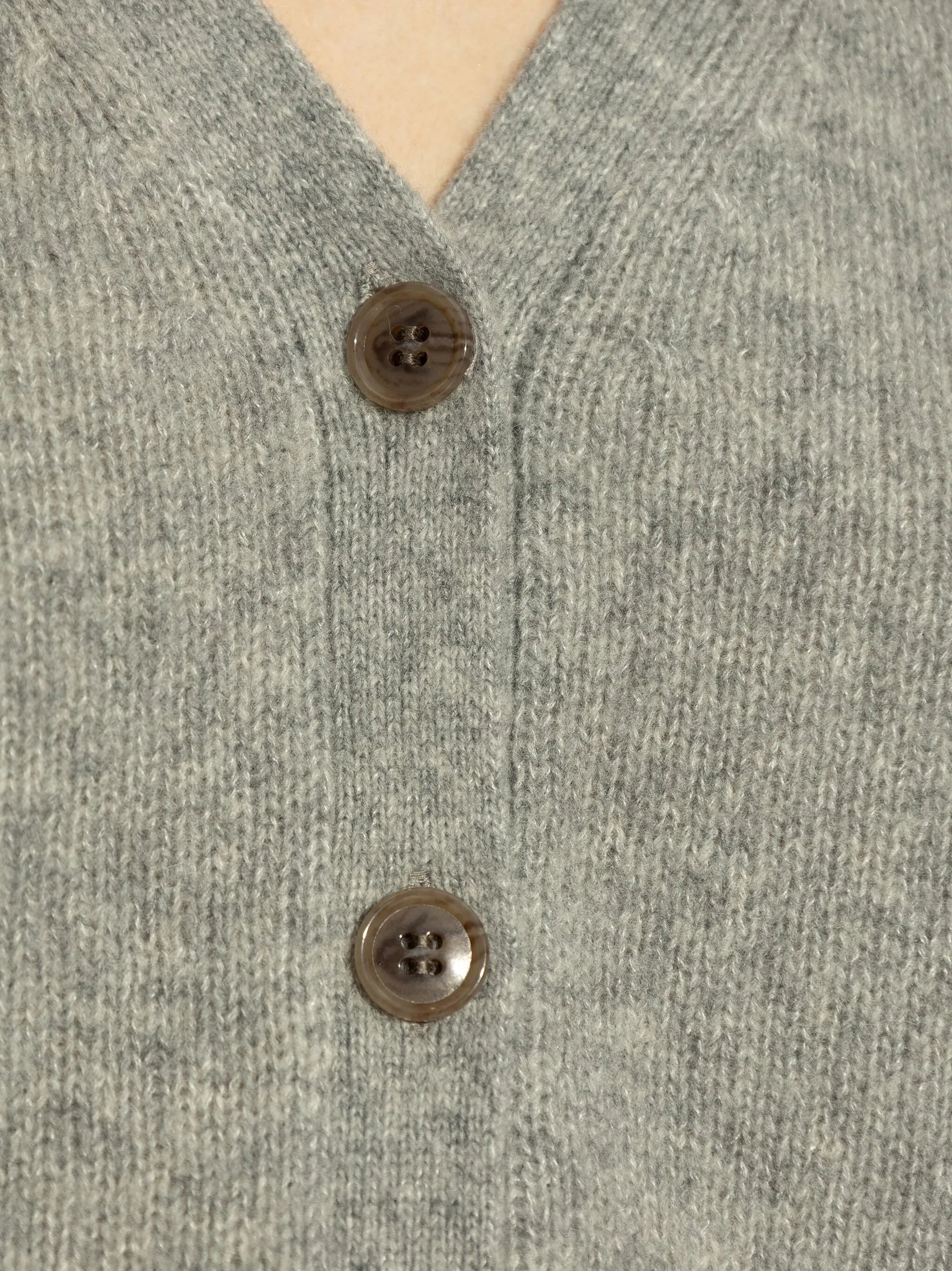 2983810