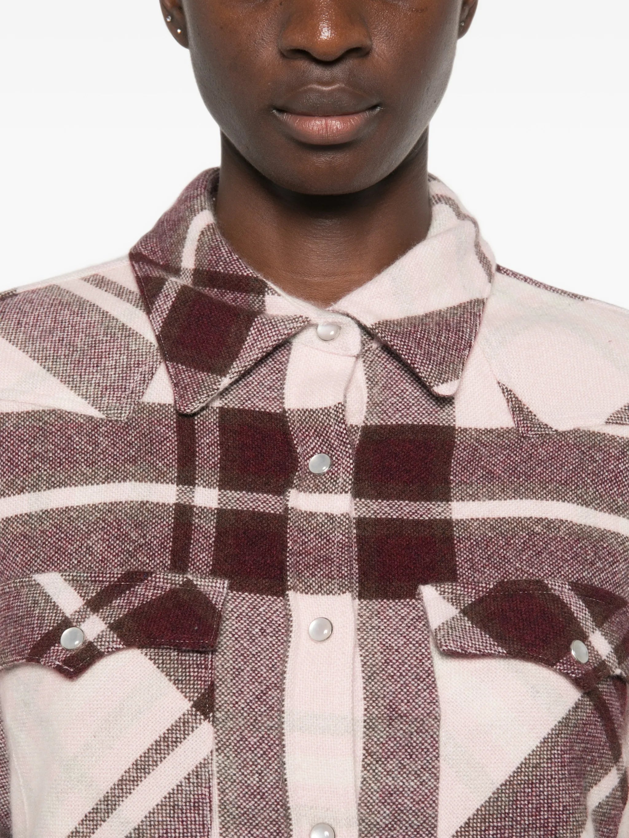 3028082