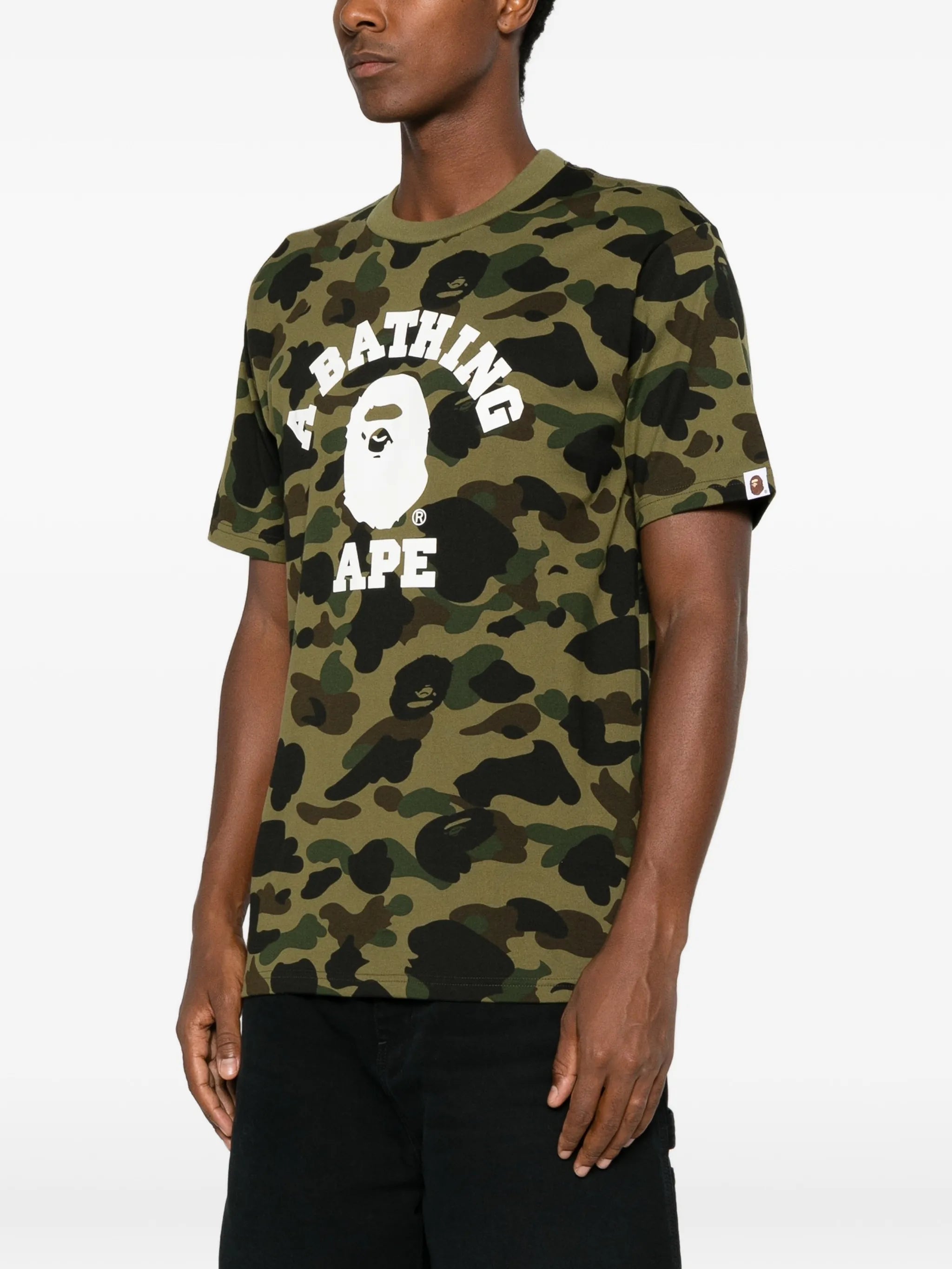 3079077 - A Bathing Ape® | ERALDO
