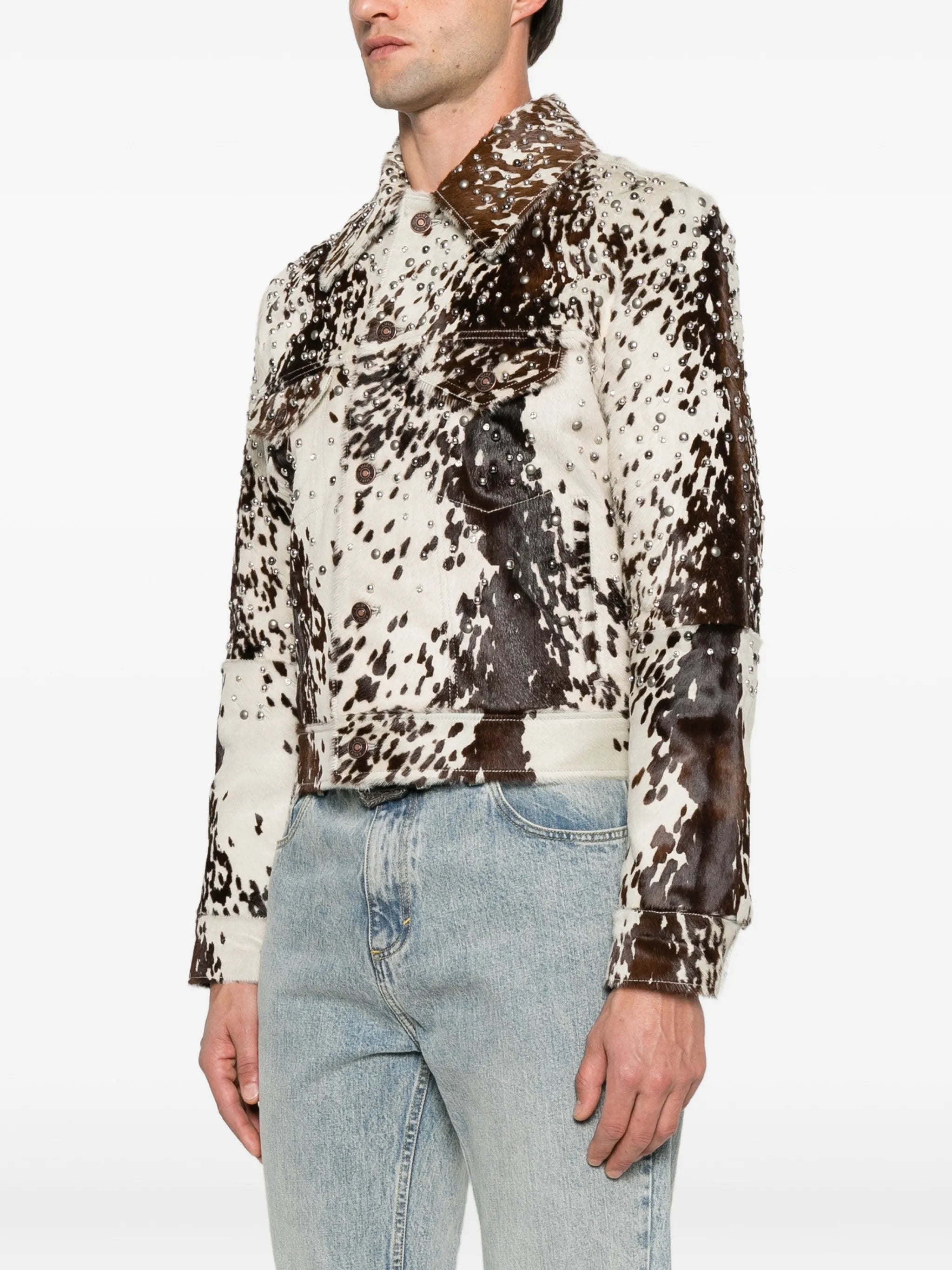 3083463 - Amiri | ERALDO