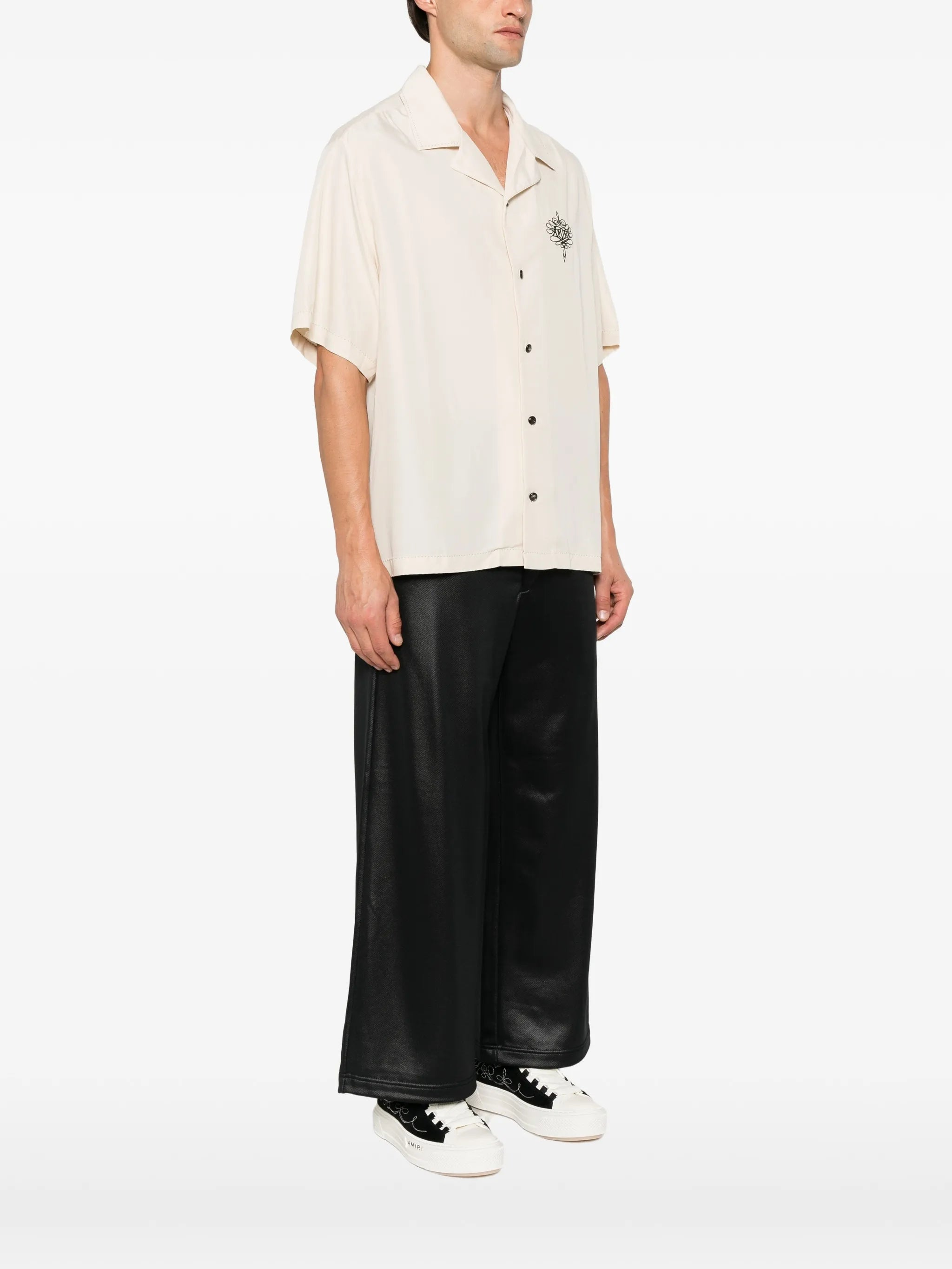 3062639 - Amiri | ERALDO