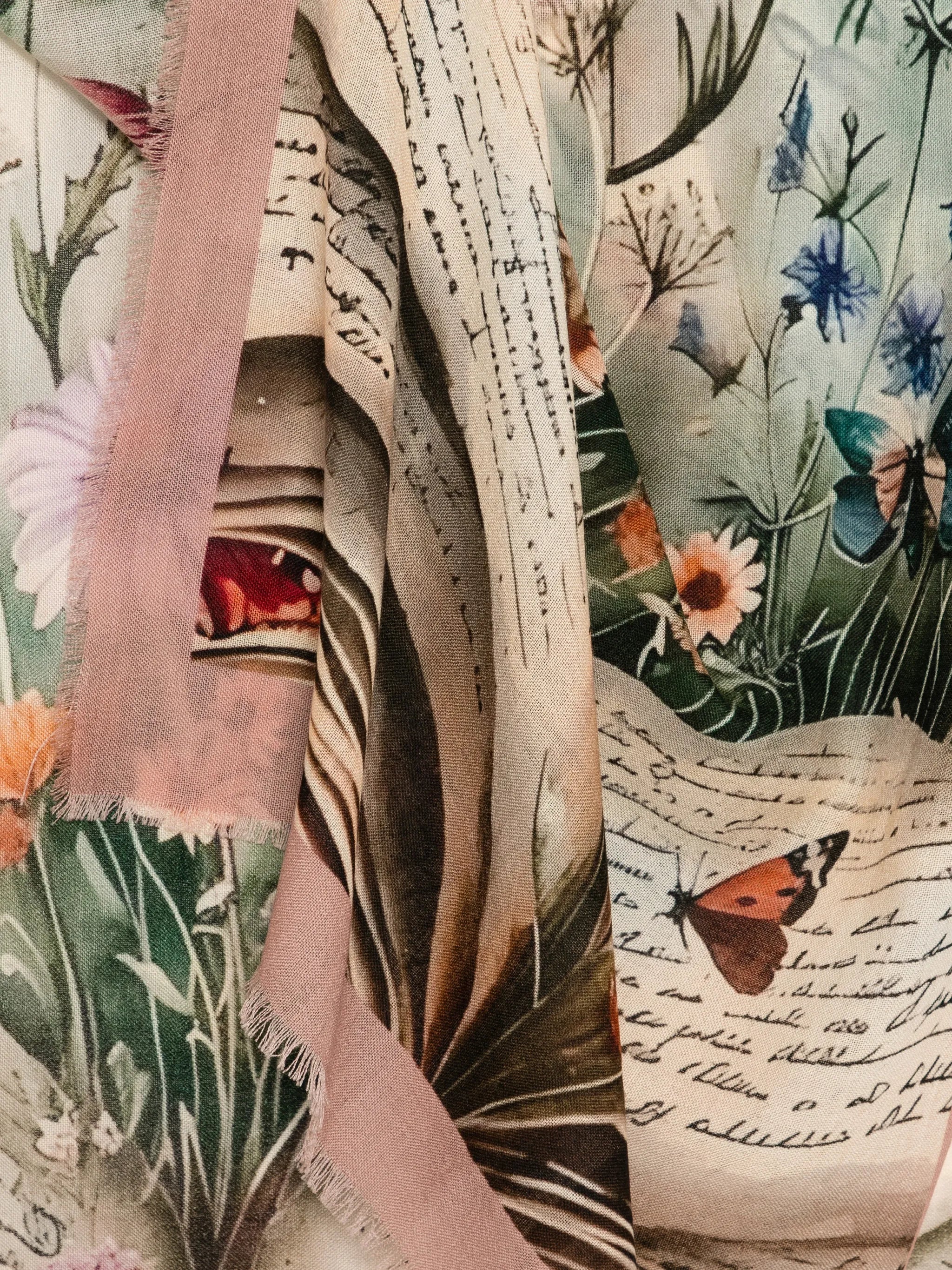 3023819