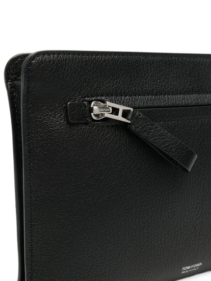 3023182