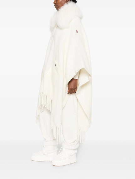3073761 - Capes and Ponchos | ERALDO