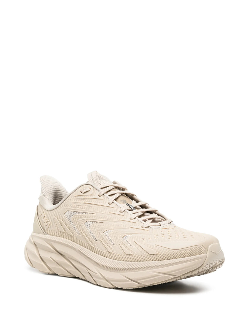 3073590 - Hoka | ERALDO